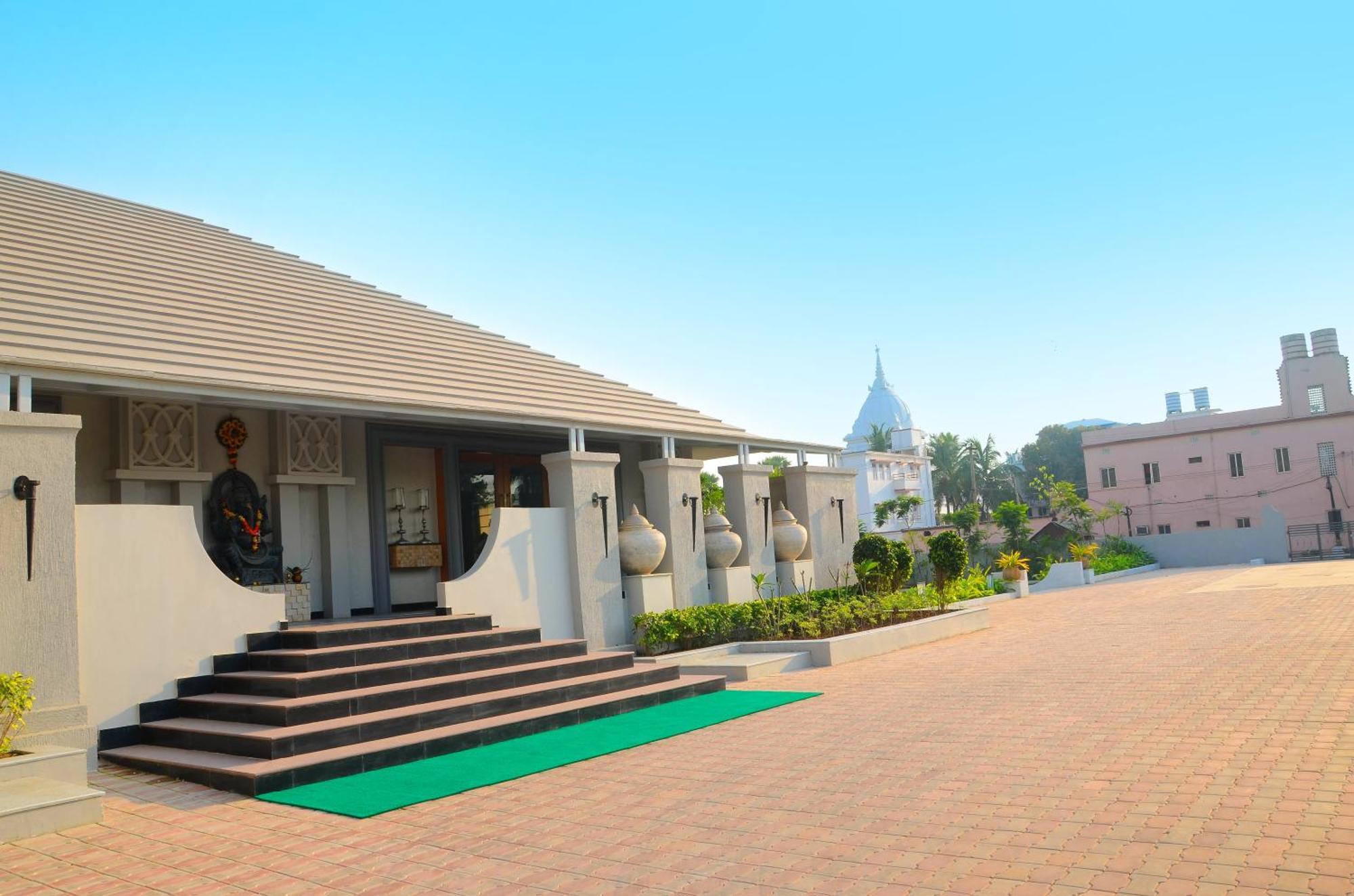 פורי Pramod Convention & Beach Resorts מראה חיצוני תמונה