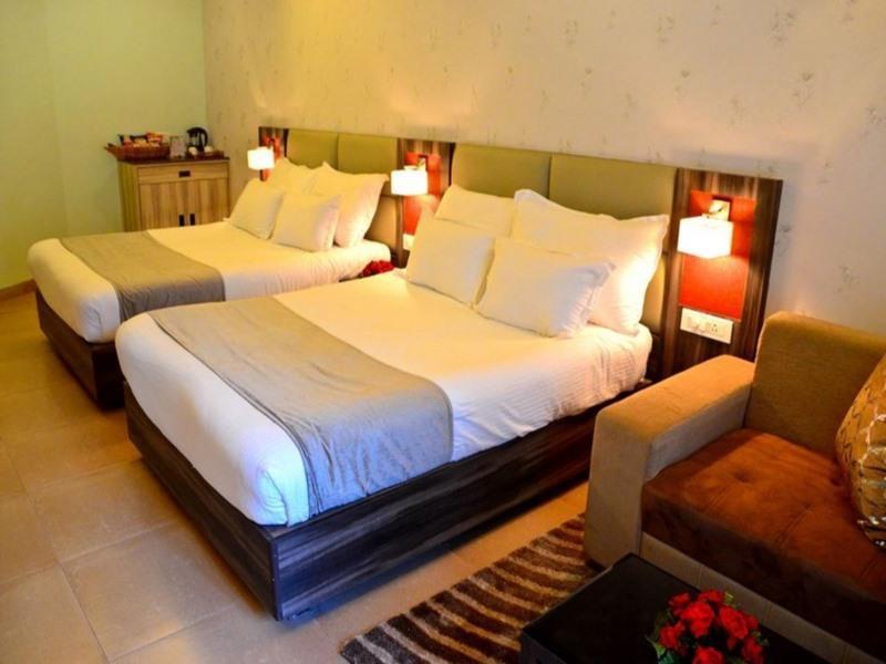 פורי Pramod Convention & Beach Resorts מראה חיצוני תמונה